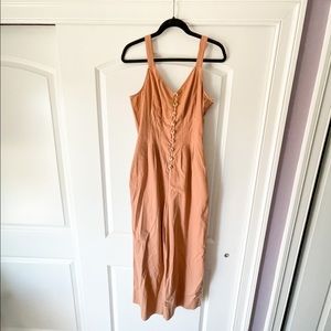 Universal Thread sandy tan wide leg jumpsuit size 6